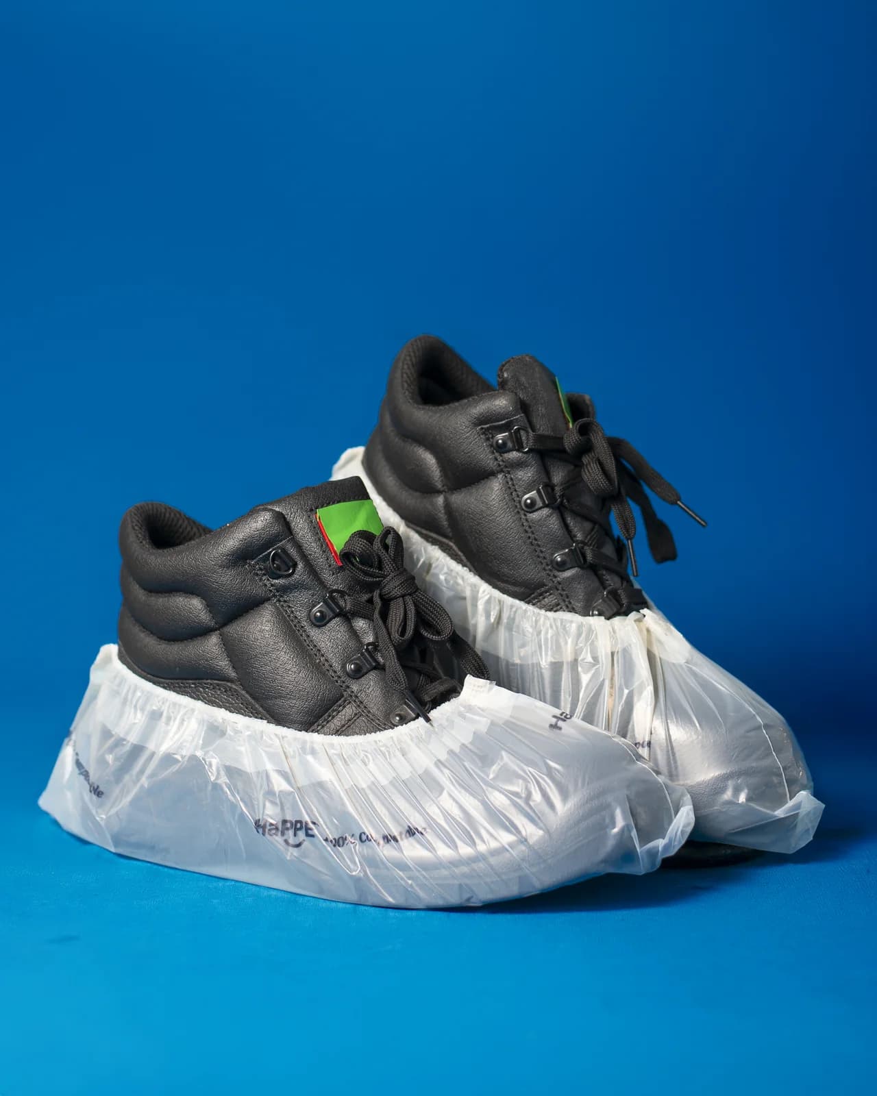 Compostable Shoe Covers — Non-slip compostable overshoes with a higher friction coefficient than standard CPE